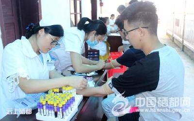 沙　地：开展征兵体检初检工作（图）