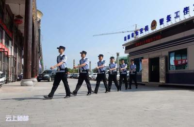 恩施州首个商业街区警务工作站投入使用