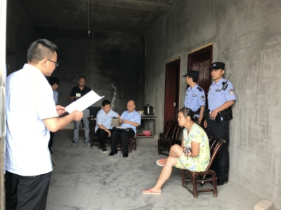 女子违法占房拒不搬出 法院排除妨害顺利执结