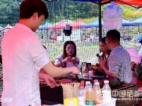 2017年恩施土家女儿会风味启幕（图）