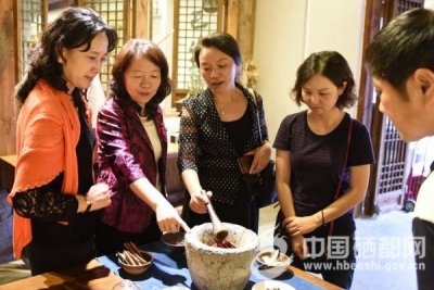 国家统计局服务业司到恩施市调研（图）