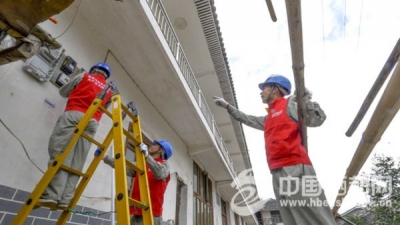 屯　堡：精准帮扶暖人心