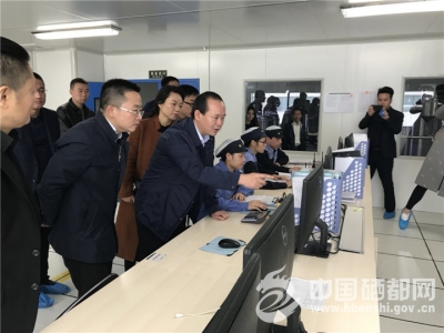 苏勇一行赴广东省考察招商项目（图）