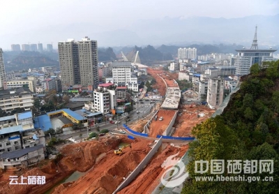 （重点工程盘点）跨施州大道高架桥主体建成