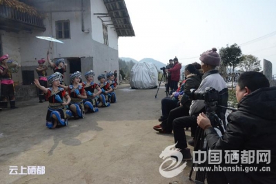 央视纪录片《年味儿》在三岔开拍（图）