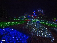 五峰山上“春满园”