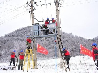 （新春走基层）用心守护“万家灯火”