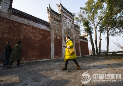 庞青松：复兴“施州古城”是在修复一处精神家园