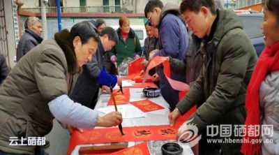 板桥镇荆楚“红色文艺轻骑兵”文化进万家