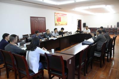 杭州市江干区委组织部副部长调研恩施市人社局 
