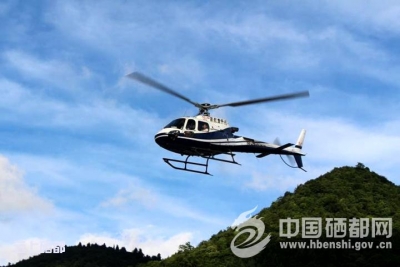 号外！想去鹿院坪的朋友，现在可以乘坐直升机去观景