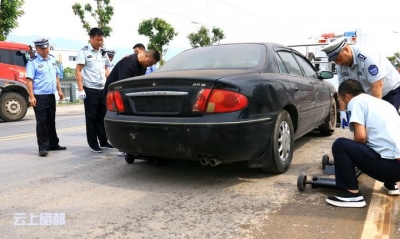 市城管执法局：全面清理“僵尸车”（图）