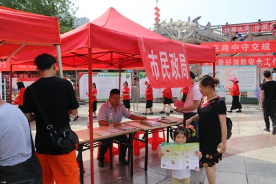 恩施市民政局积极参与“安全生产月”宣传咨询日活动