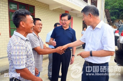 武汉大学党委书记韩进赴恩施调研