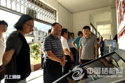 省人大专题调研恩施市公共文化服务工作
