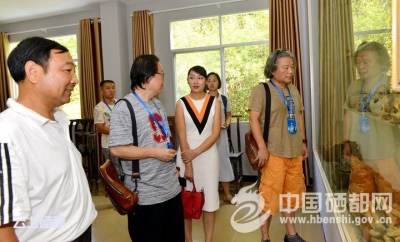 中国音乐家协会到恩施市考察