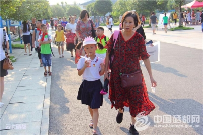 恩施市11万余中小学生顺利开学