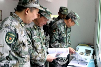 军委国防动员部扶贫工作专项检查组到恩施市检查工作