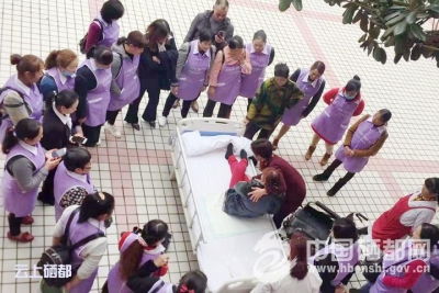 （精准扶贫）志愿服务温暖福利院