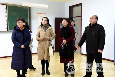 省妇联副主席李燕一行到恩施市调研基层妇联工作