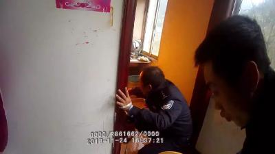 600多度的液化气火苗窜进嘴里是什么滋味 这位派出所长有亲身经历