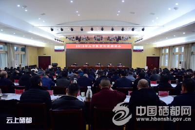向前进：做到“六个强化”决战决胜脱贫攻坚