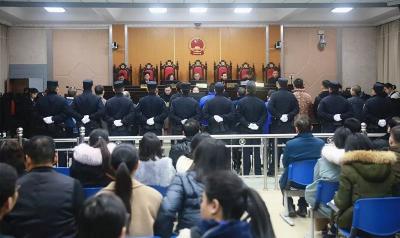 扫黑除恶专项斗争以来 恩施市警方侦办的首起涉黑案件开庭审理