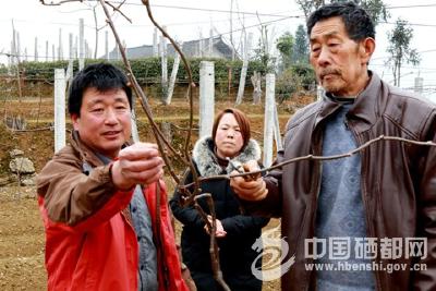 【精准扶贫】“清零”变清单 群众摘“穷帽”