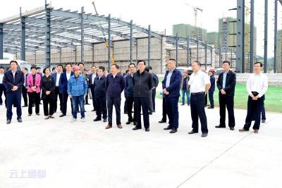 柯俊：强化项目支撑 推动州域经济高质量发展