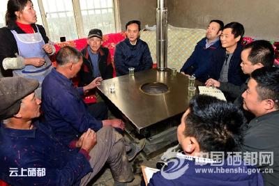 向前进：精准务实高效 高质量推进精准扶贫工作
