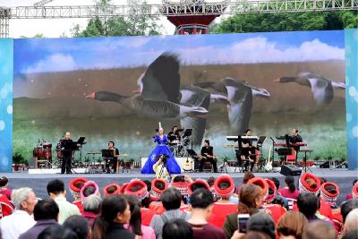 弦歌逐梦  看中央民族歌舞团走进芭蕉侗族乡