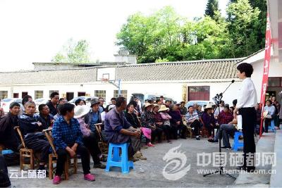 【三大行动】道德讲堂引领文明乡风