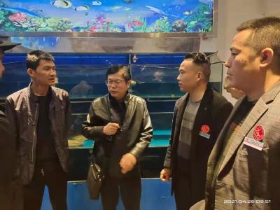 市市场监管局开展打击长江流域非法捕捞渔获物联合专项检查