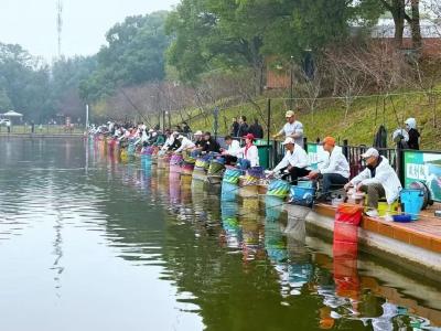 圆满收竿！钓界“顶流”竞技洈水