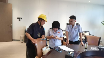 市税务局：上门服务解难题，贴心服务获点赞