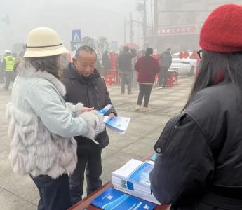 “四送”春风满城来