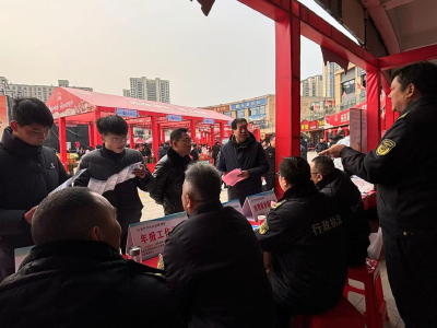 市市场监管局：政策宣传“零距离”，服务群众“面对面”