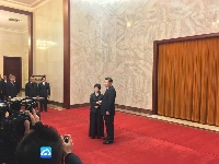 习近平会见洪秀柱画面