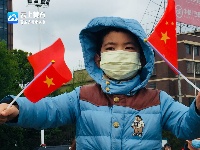 江苏“天使”返程，黄石“倾城”相送