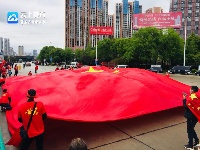 江苏“天使”返程，黄石“倾城”相送