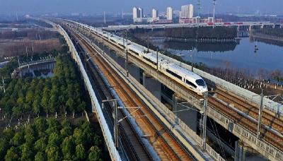 坐着高铁看中国｜京沪高铁4小时 带你看遍中国经济新风景