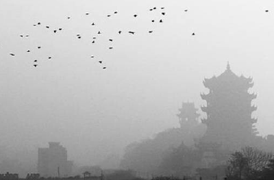 PM2.5阴霾不散 多地出现污染天气 省生态环境厅提示精准应对、减少外出