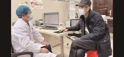 湖北全面实现城市医疗卫生15分钟服务圈 2.1万名医护守望群众家门口的健康