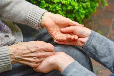 女性比男性更容易痴呆，