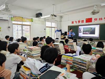 长航公安黄石分局开展防溺水安全教育进校园活动