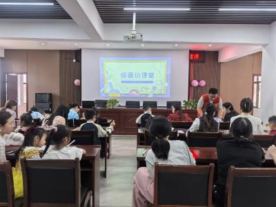 火车站社区：奇趣科探 “童” 绘美好