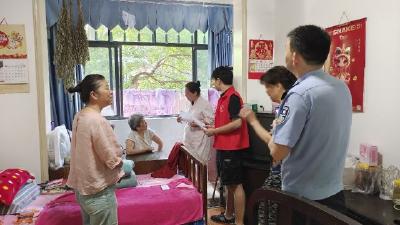 九龙洞社区关爱精神障碍患者 走访服务暖人心