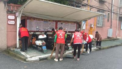 冶矿路社区开展“每周一扫  洁净冶矿”卫生大扫除活动