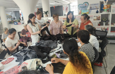 家门口的“妈妈岗”  暖心又实用