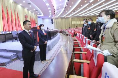 回应百姓关切，代市长与市民谈监利发展